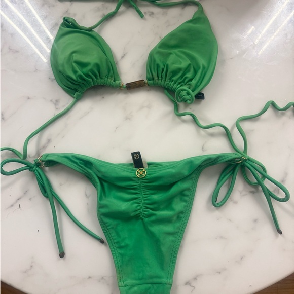 Vibrant Green Bikini Set owned and wornby Tara Reid